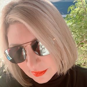 Meet your Posher, Roxanne